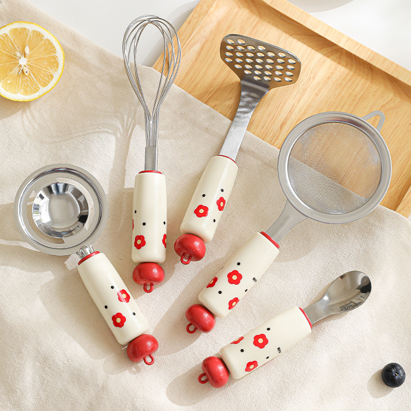 Baby Food Egg - 鮮やかなベビーフード調理器具セット：ストレーナー、マッシャー、卵黄ふるい、キッチンセット