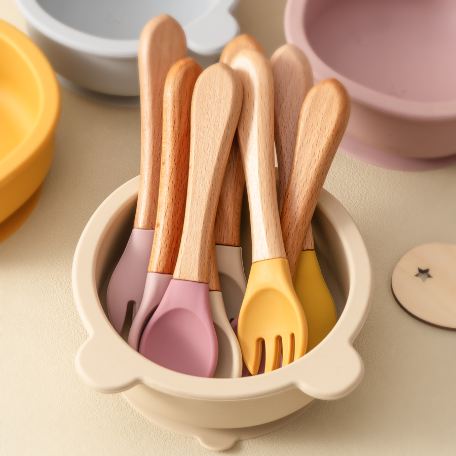 2 個ベビー学習スプーン食器セット食品グレードの木製ハンドル - Baby Food Lunch のレビューと価格
