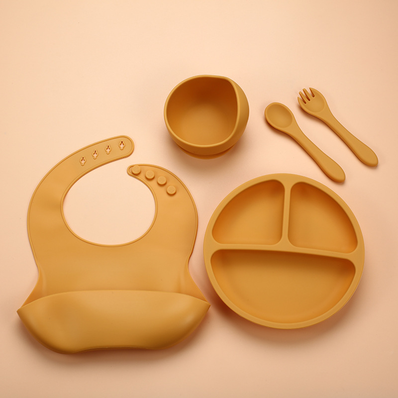 5個入りシリコンベビー食器セット 安全で柔らかい幼児用食器  - Baby Food Dispensing Spoon のレビューと価格